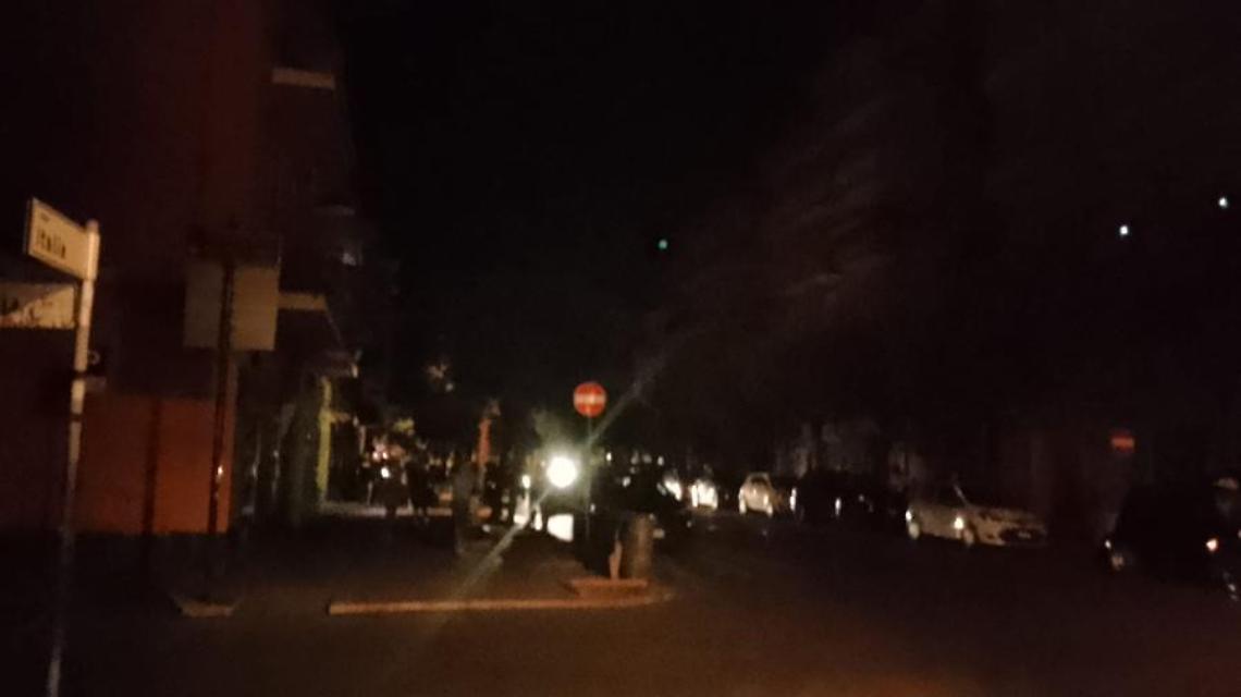 Black out elettrico, ci risiamo: il centro resta ancora al buio