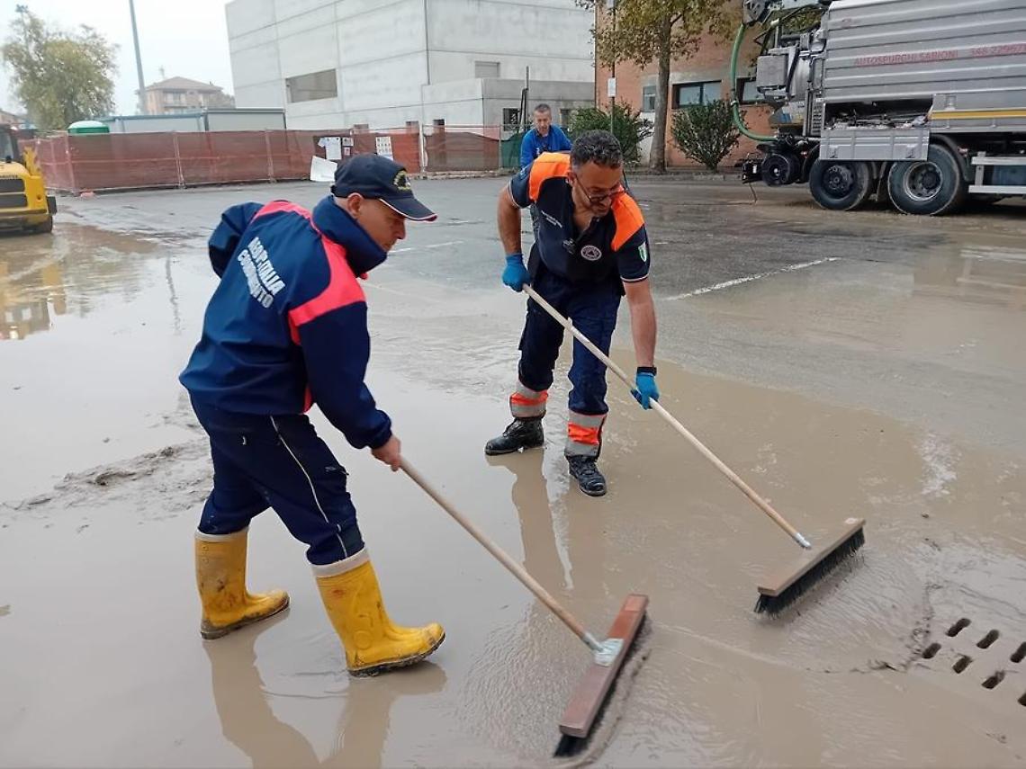 Aeopc e Prociv Arci a Budrio in aiuto alle popolazioni alluvionate