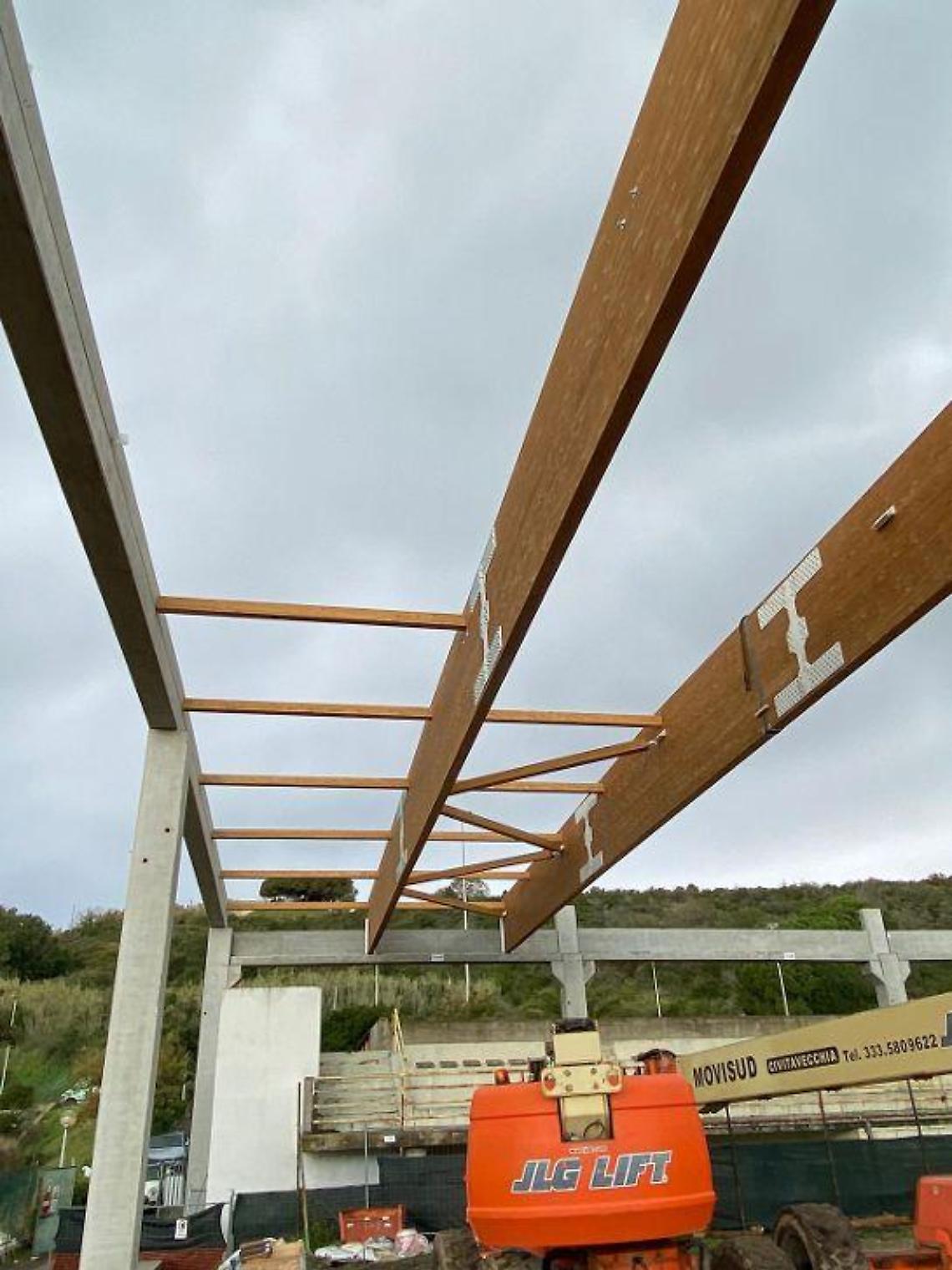 Nuova piscina comunale, imminente la nuova copertura