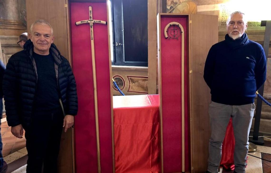Gismondi e Bracci, le opere dei due artigiani saranno donate a Papa Francesco