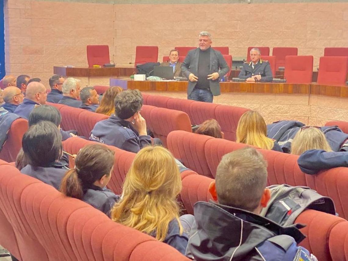 Polizia locale, corso di formazione all&rsquo;aula Pucci