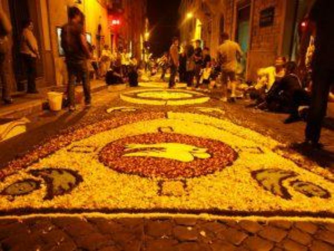 Tarquinia si prepara all&rsquo;infiorata, pubblicato l&rsquo;avviso per la &ldquo;Notte dei fiori&rdquo;