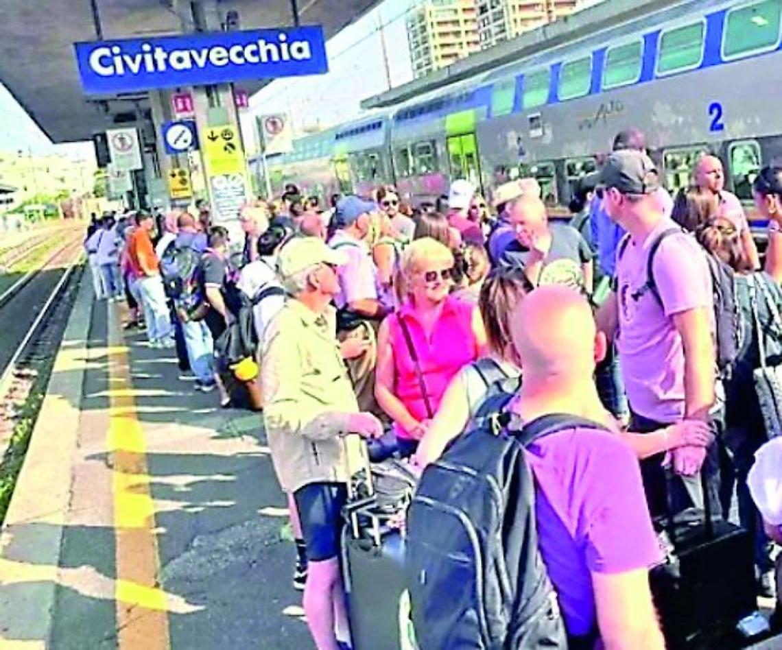 Estate di disagi sulla FL5, Avs: «Lavori ERTMS e Giubileo, una miscela esplosiva per i pendolari»
