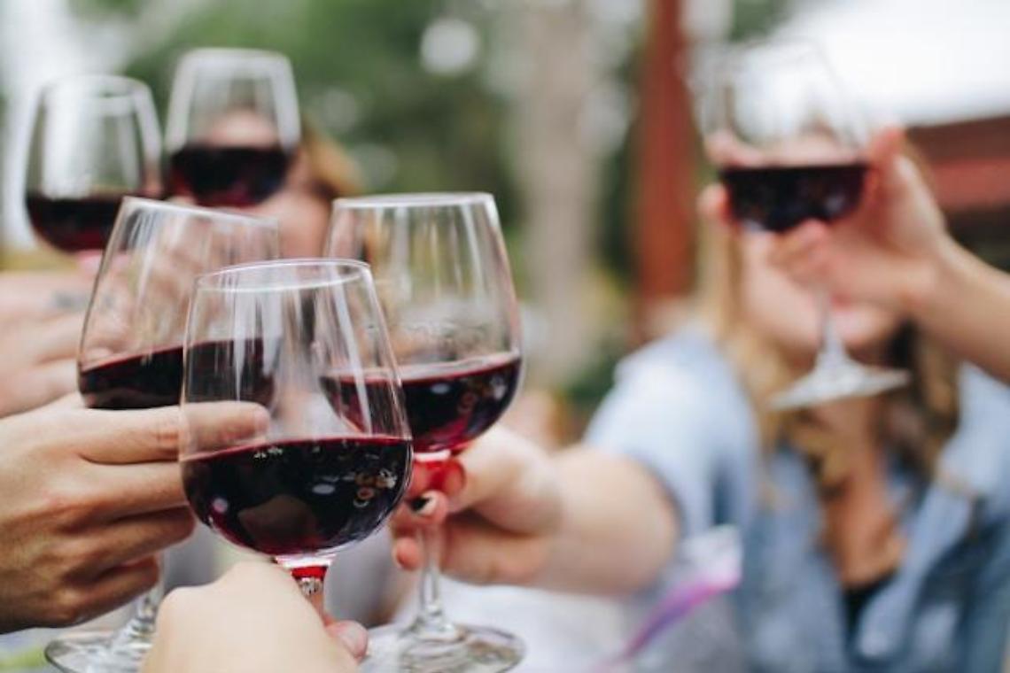 Il vino giusto per ogni stagione: rossi d’inverno, bianchi d’estate