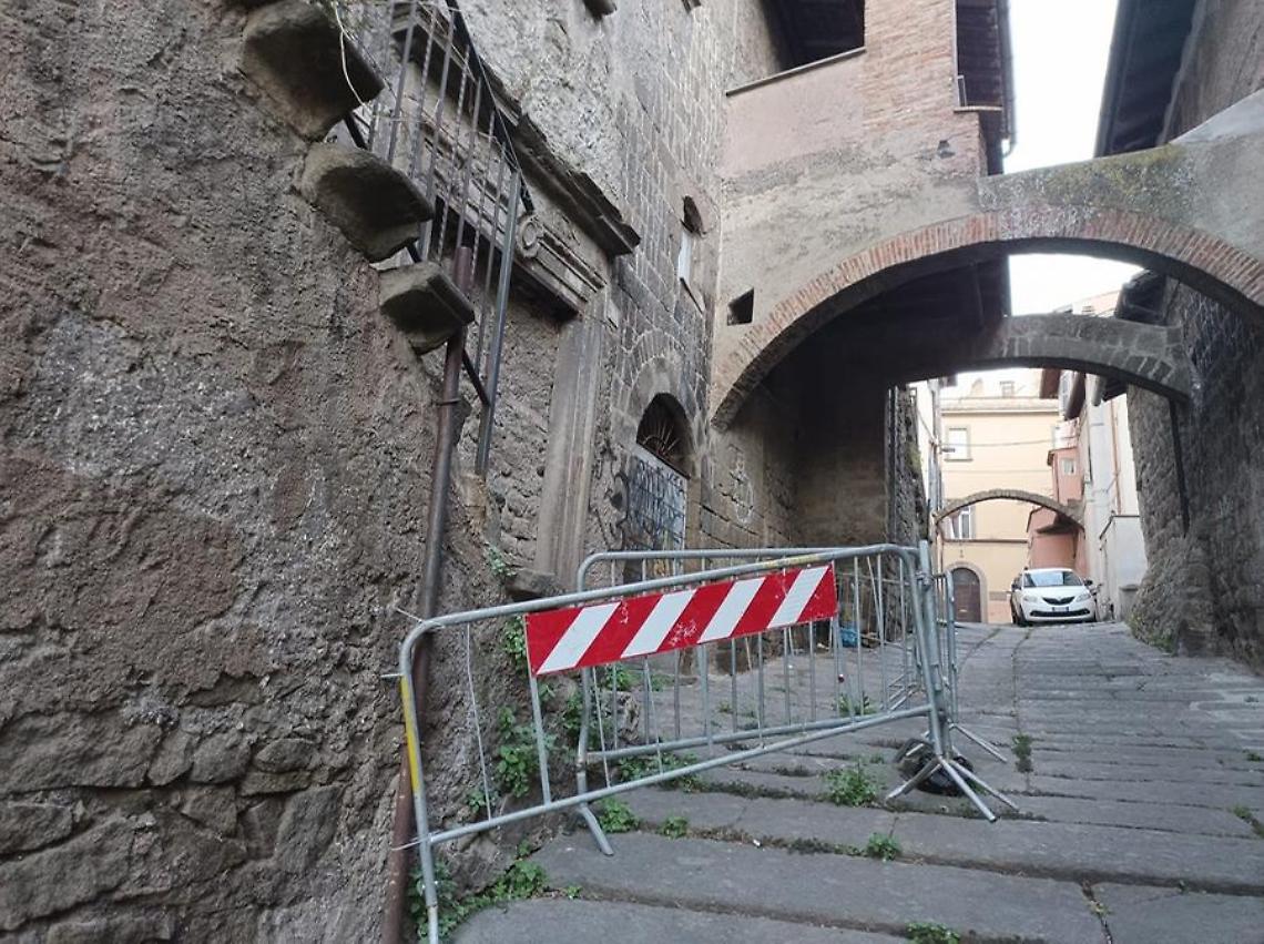 «Via Bellavista, 10 giorni per il recupero del palazzo»