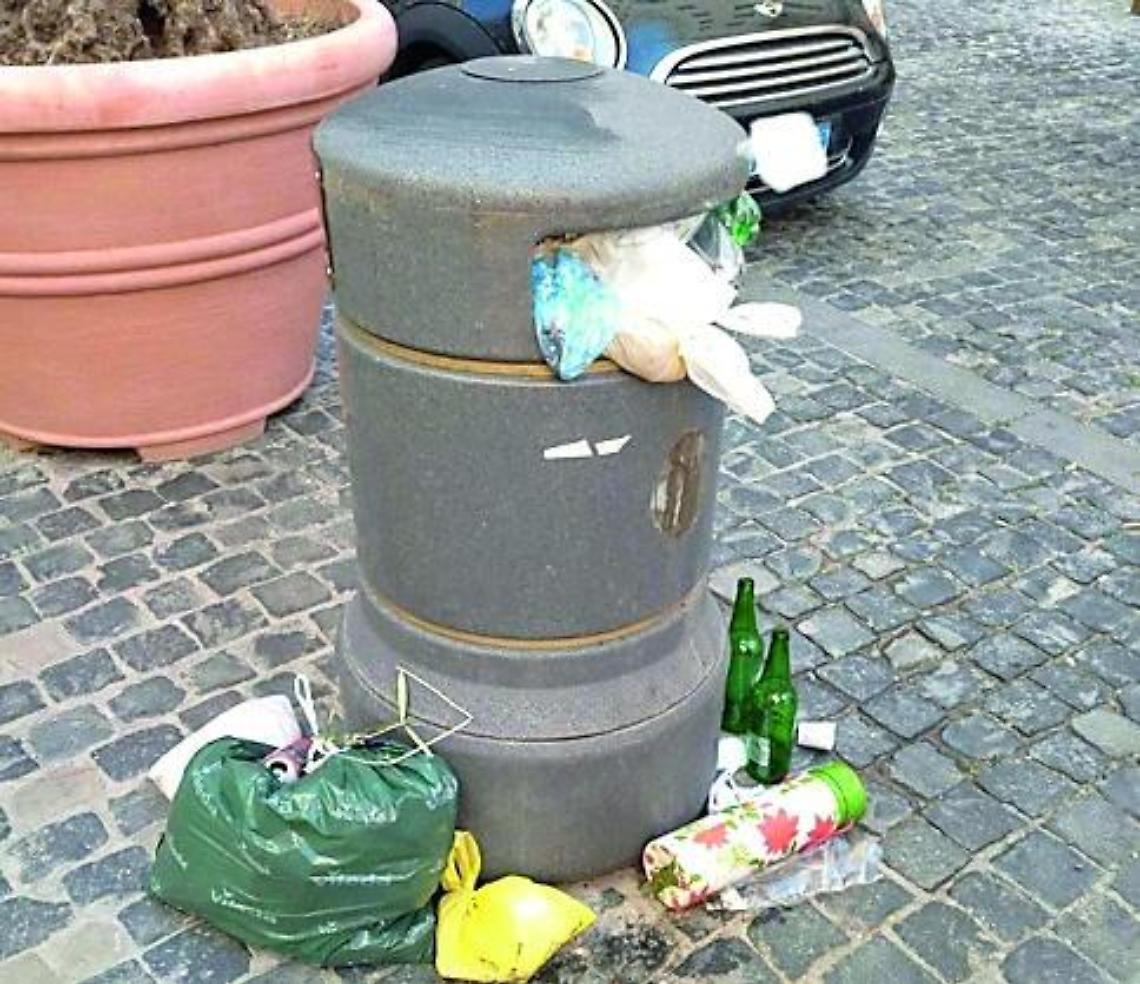 Rifiuti, “zozzone” beccato grazie ai cittadini