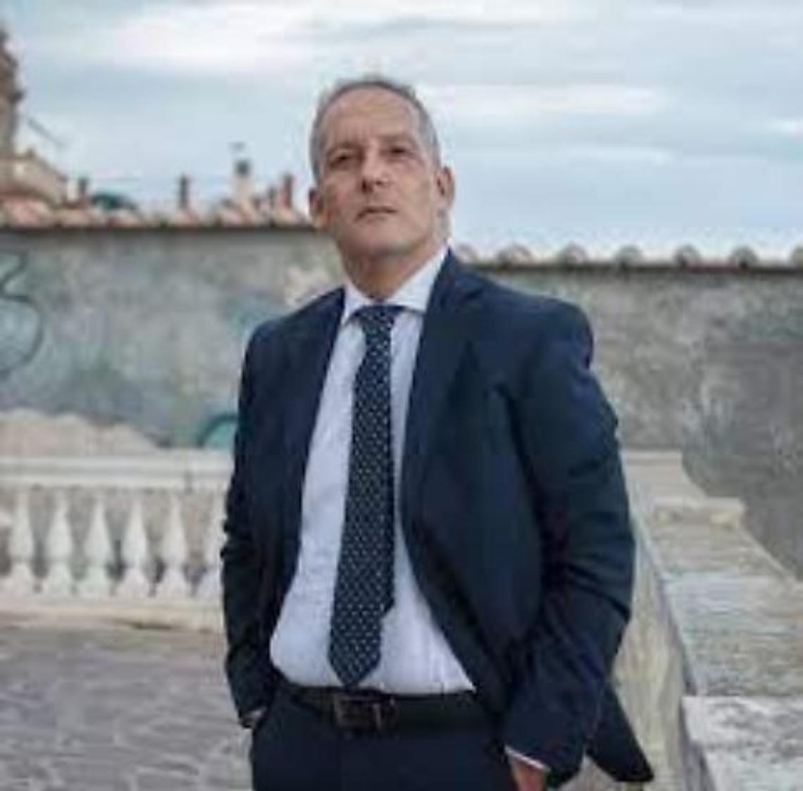 Marciapiedi disastrati Santa Marinella, Marino: «Progetti senza soldi»