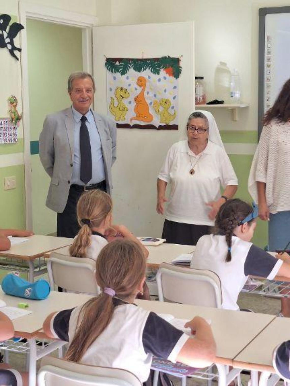 Visita del sindaco Tidei alle scuole primarie e secondarie di primo grado del territorio