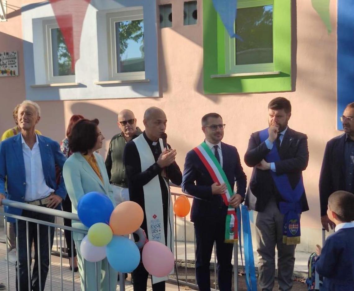 Rinasce la scuola Gianni Rodari