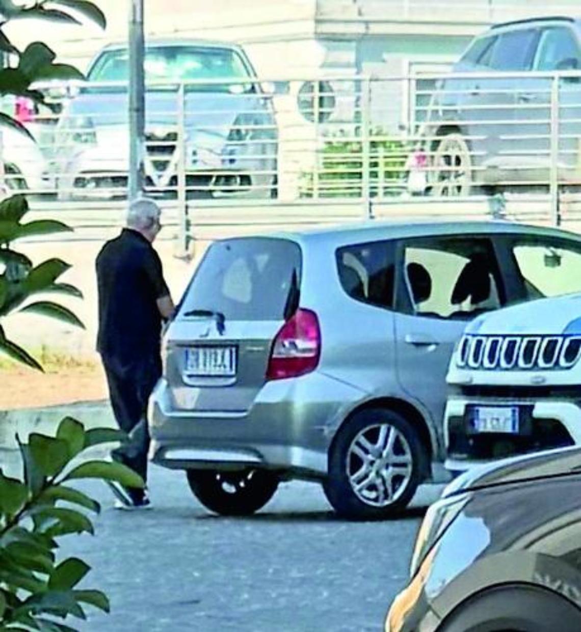 Sosta vietata? Non per l’assessore