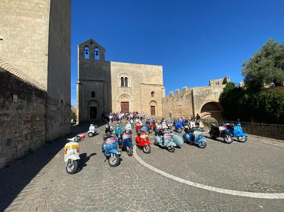 Tarquinia, grande partecipazione al Vespaghetti di Tarquinia