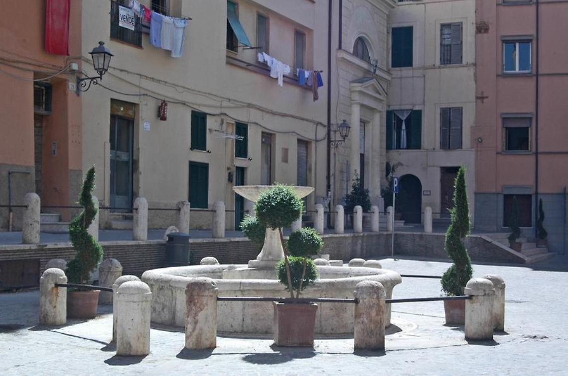 Un progetto per far rinascere piazza Leandra