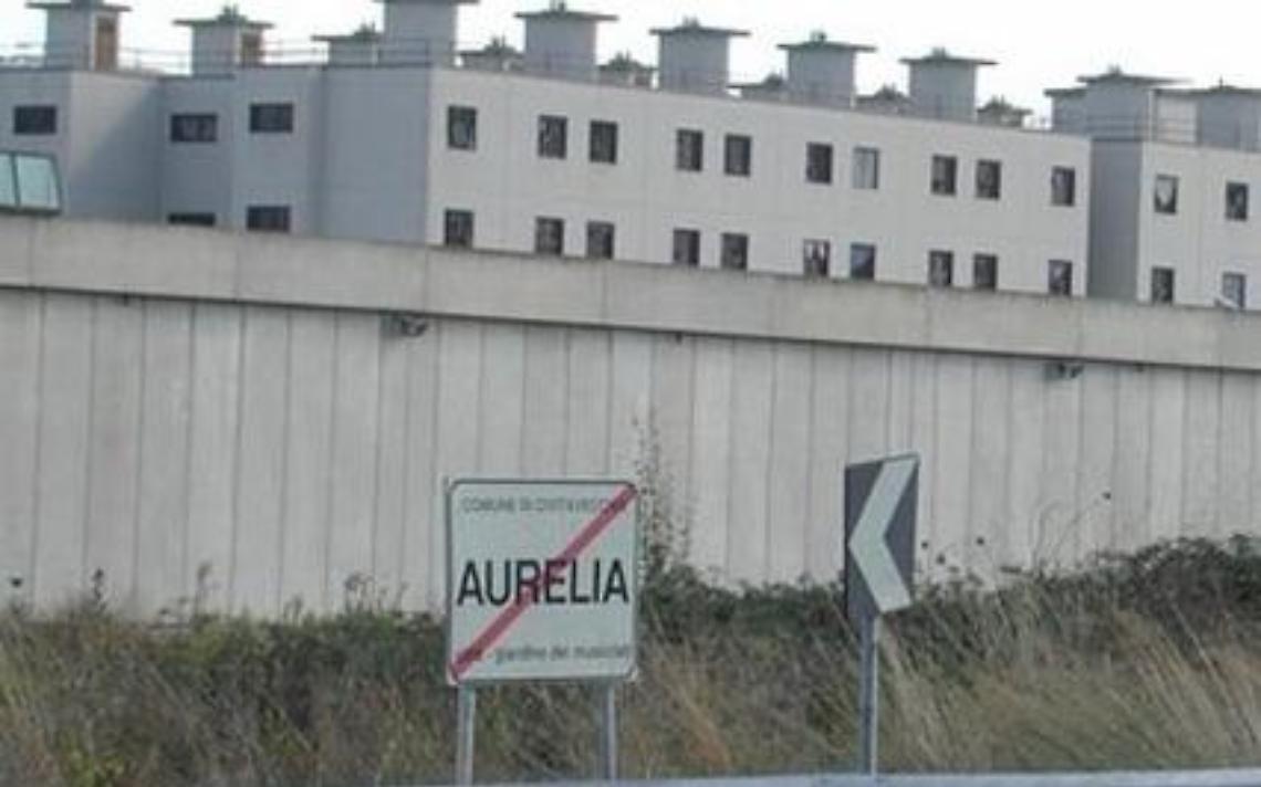 Cellulare in carcere: trasferito A.C., il giovane capo del sodalizio della droga