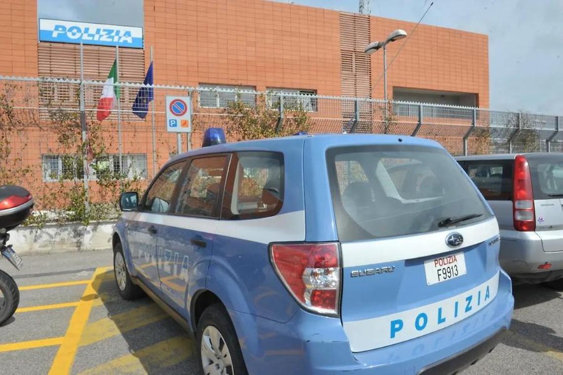 Ruba attrezzatura da kite surf, incastrato dalla Polizia di Frontiera