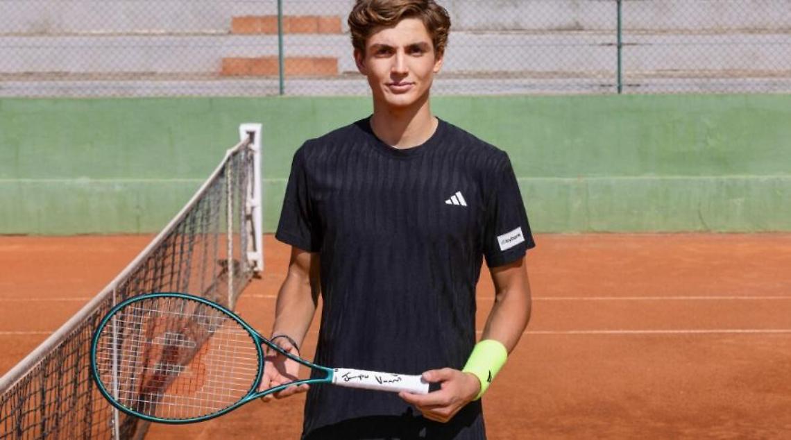 Intesa SanPaolo: la giovane promessa del tennis Jacopo Vasamì è nuovo testimonial