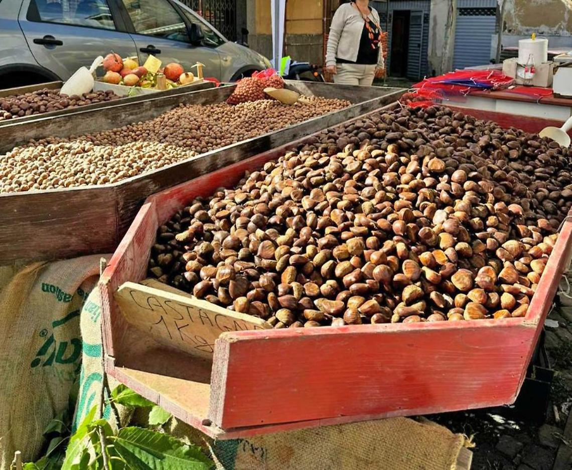 Anche Vallerano celebra la castagna