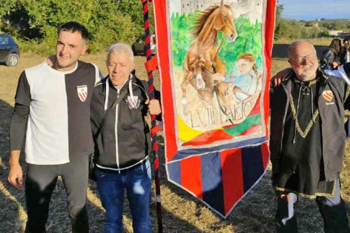La Rocca vince il palio delle contrade