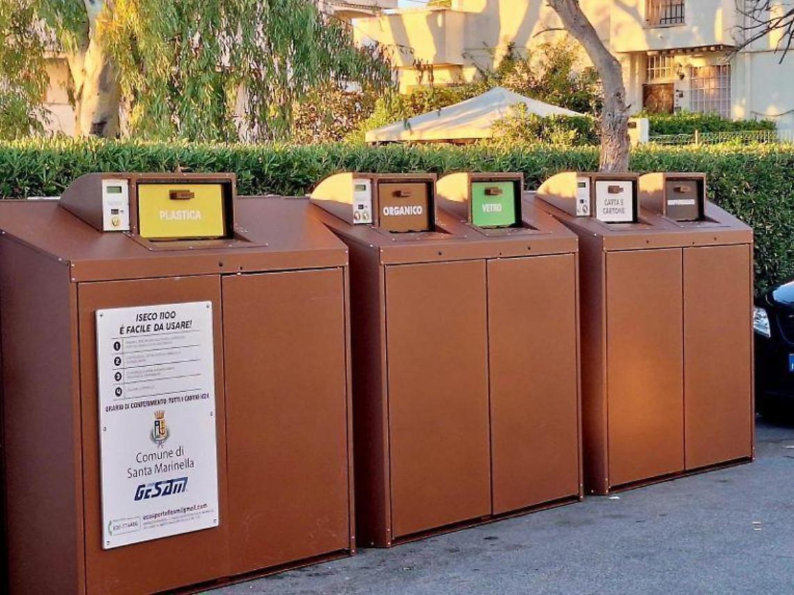 Sette nuove isole ecologiche intelligenti per la raccolta dei rifiuti