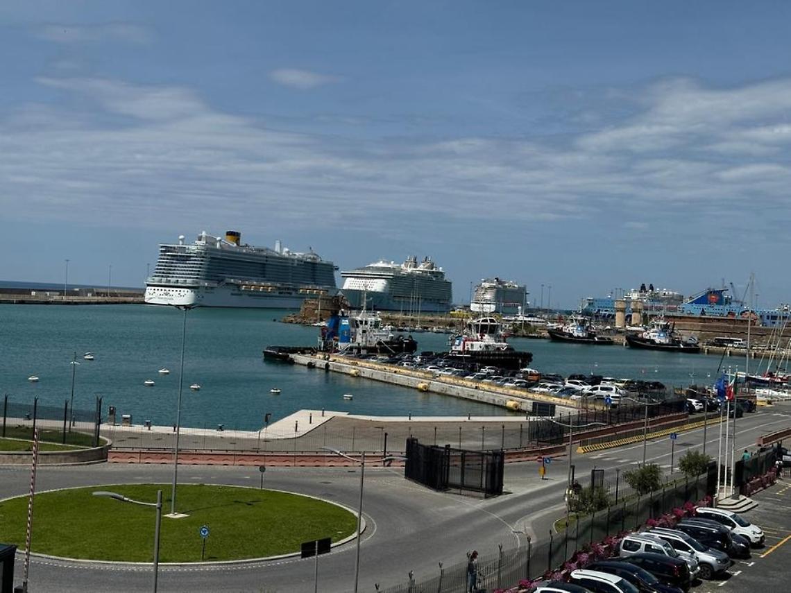Punto di assistenza sanitaria in porto: mozione di FdI