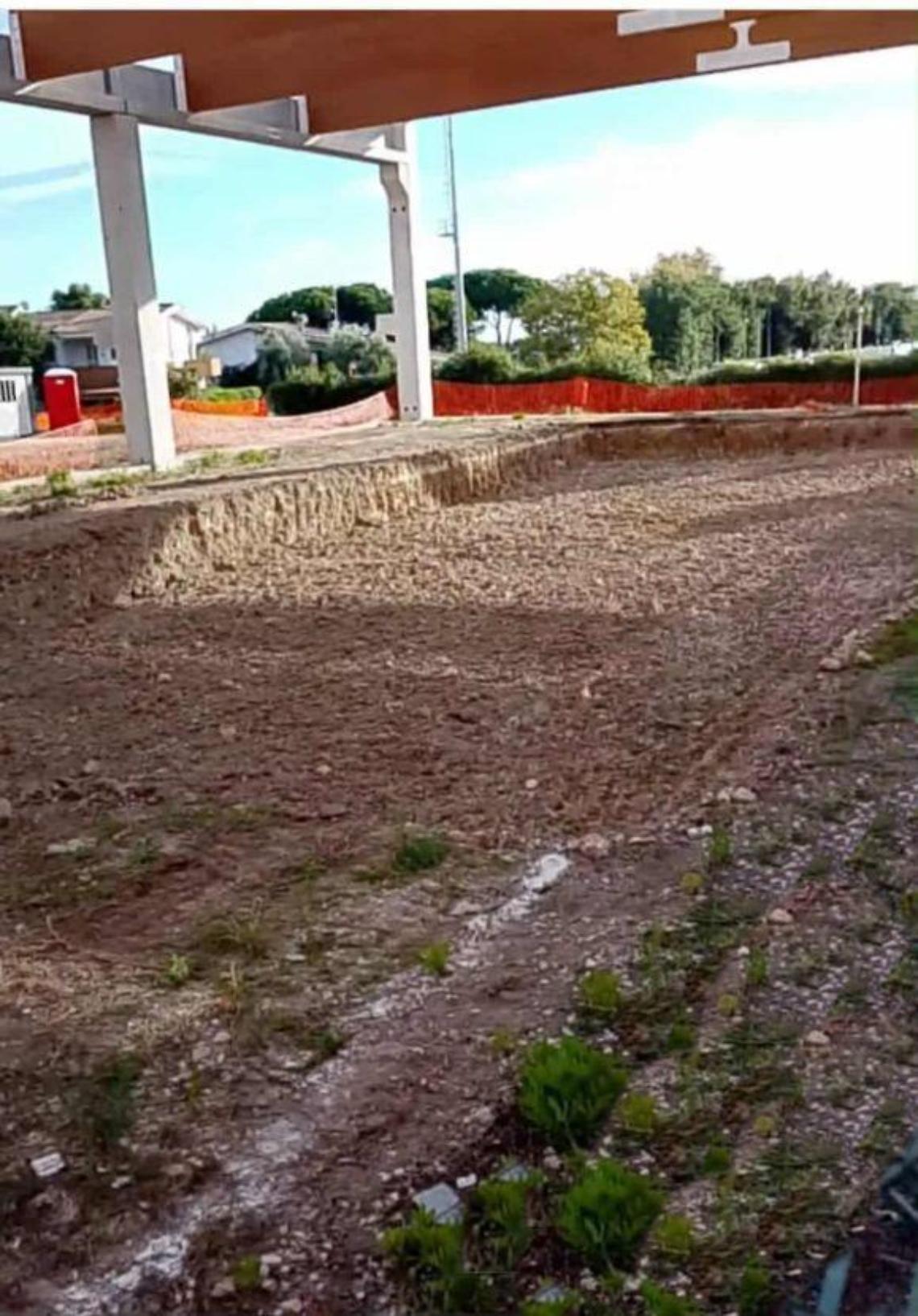 Piscina comunale, lavori fermi: il sindaco Tidei suona la sveglia a Città Metropolitana