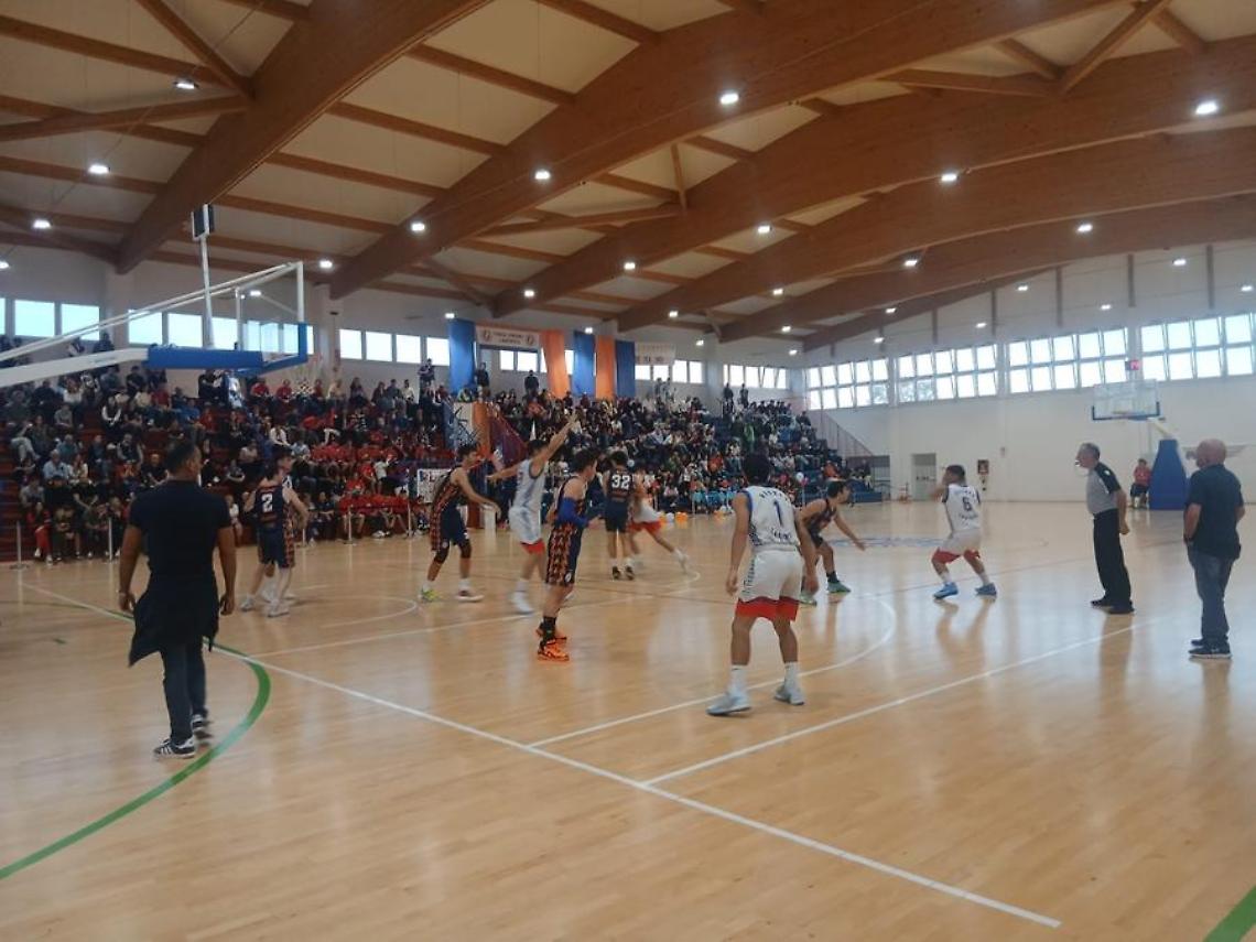 Derby di fuoco al PalaSorbo: vince Basket Ladispoli