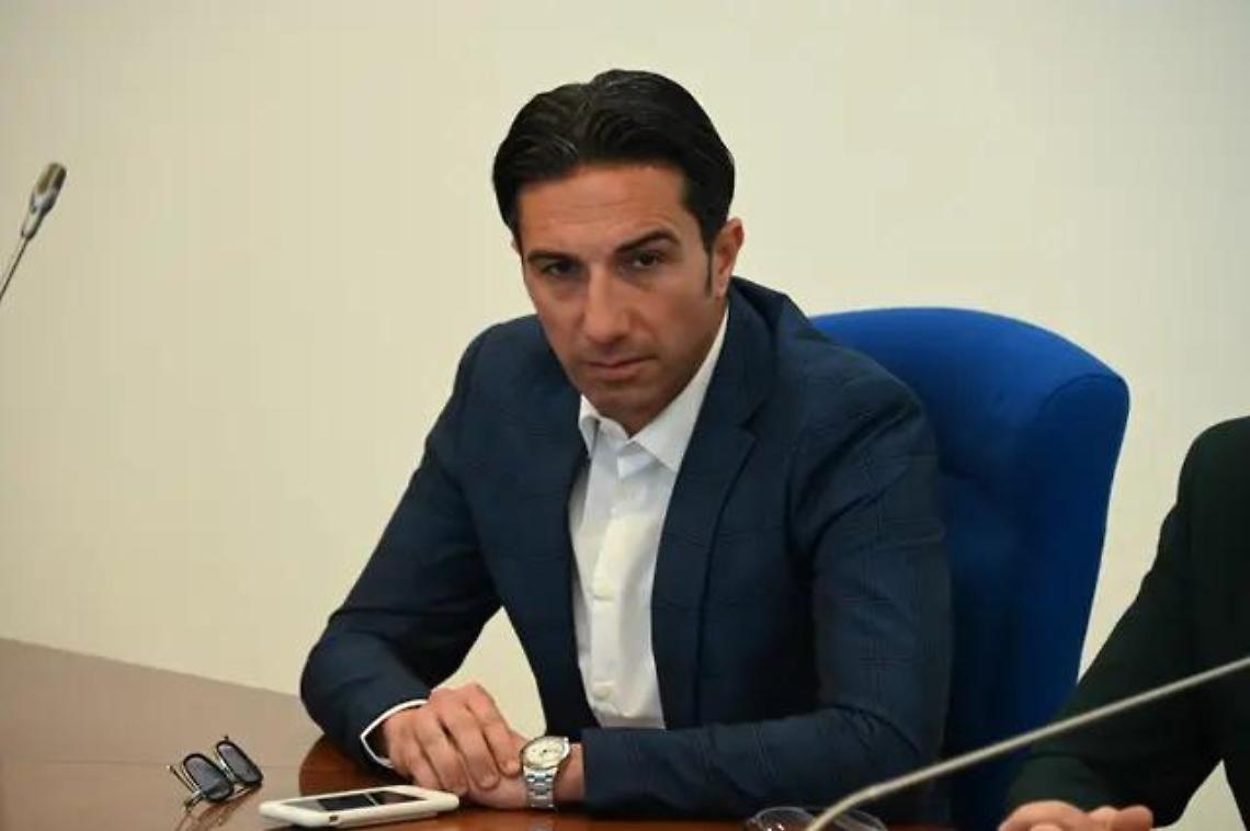 Giammusso a News & Coffee: «Lavori PalaGalli: impresa totalmente assente, situazione imbarazzante»