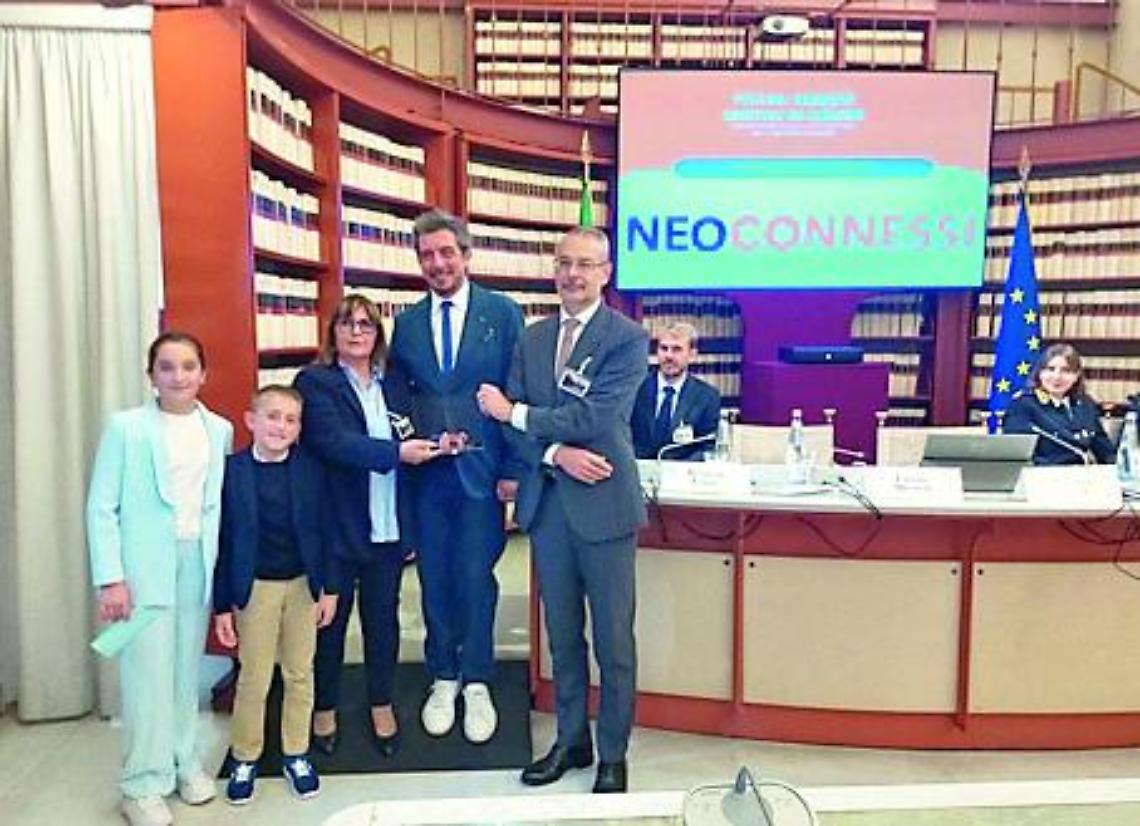 La V B di Tolfa premiata alla Camera: creatività, educazione digitale e ponti tra generazioni