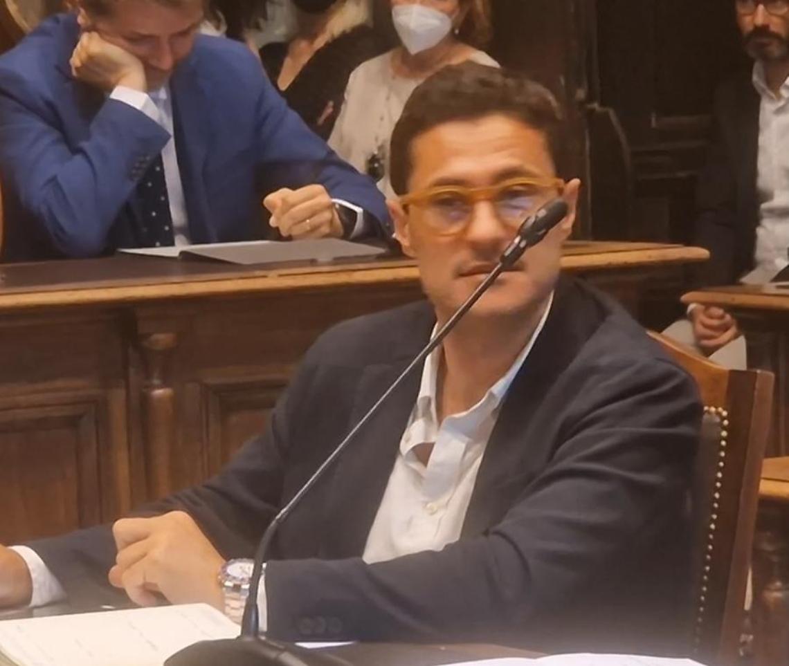 Pedonalizzazione di piazza della Trinità, Micci: «Frontini mummifica il centro»