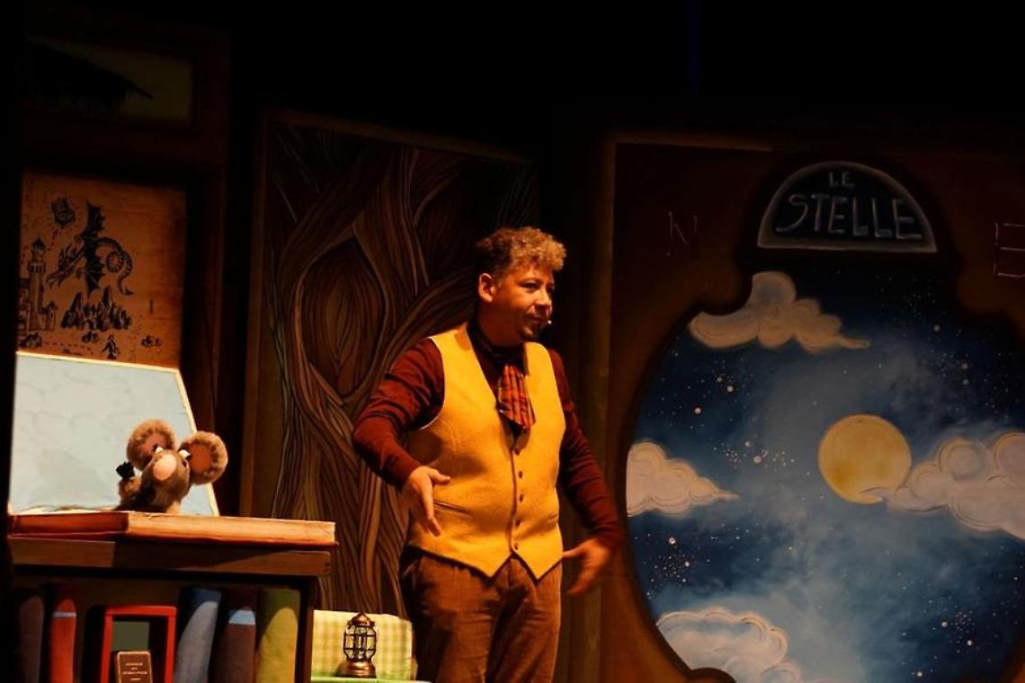 Teatro e nuovi spazi per la lettura: successo a Tarquinia per il debutto di “Prime pagine a colori”