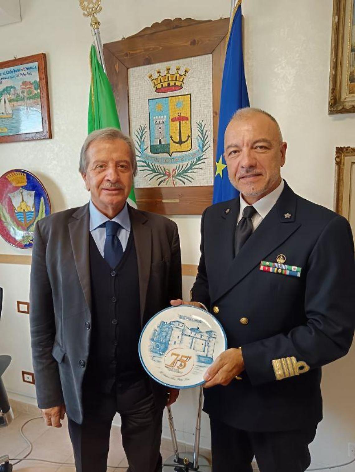 Il comandante Cosimo Nicastro ha incontrato il sindaco di Santa Marinella Pietro Tidei