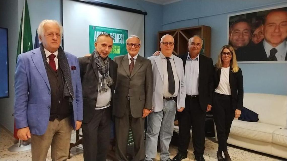 Forze dell’ordine, istituzioni e cittadini “tutti uniti contro il bullismo”