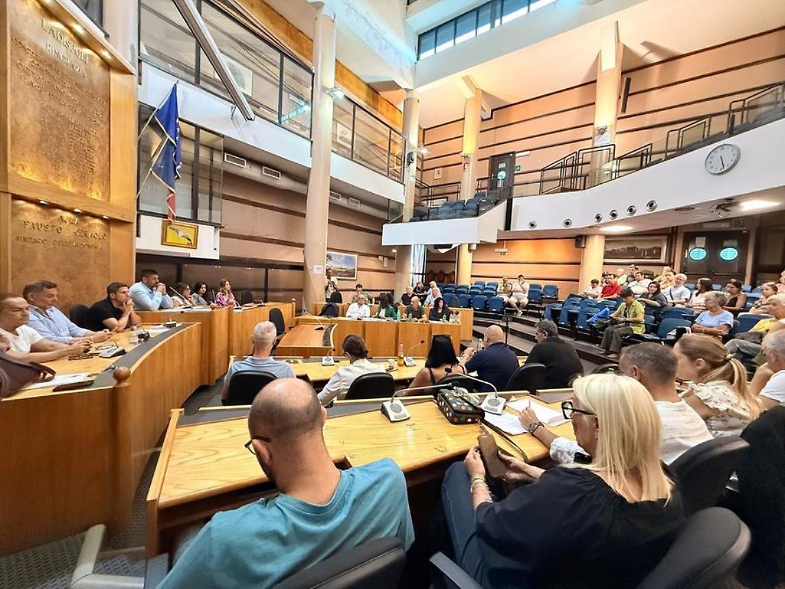 Oggi nuovo consiglio comunale