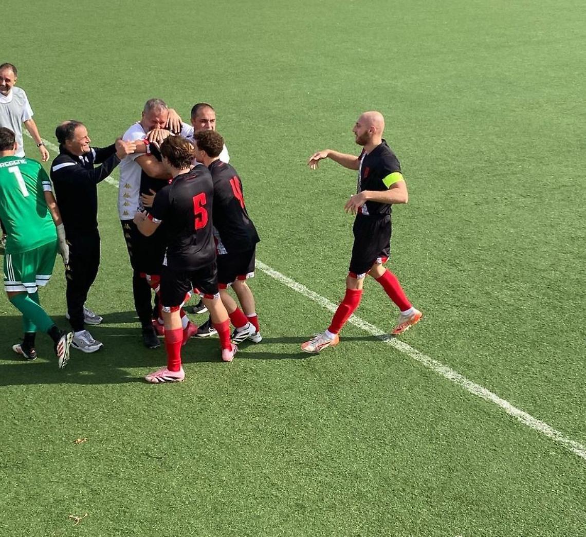 Il Fregene batte la Pro Calcio Cecchina 2-0 e vola a punteggio pieno