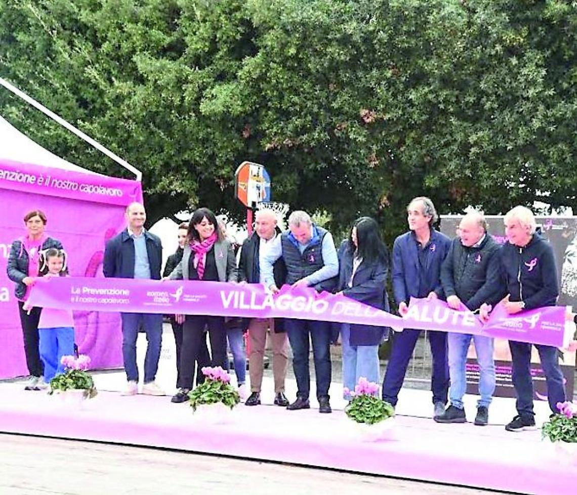 Il cuore di Tolfa si è tinto di rosa col Villaggio Komen