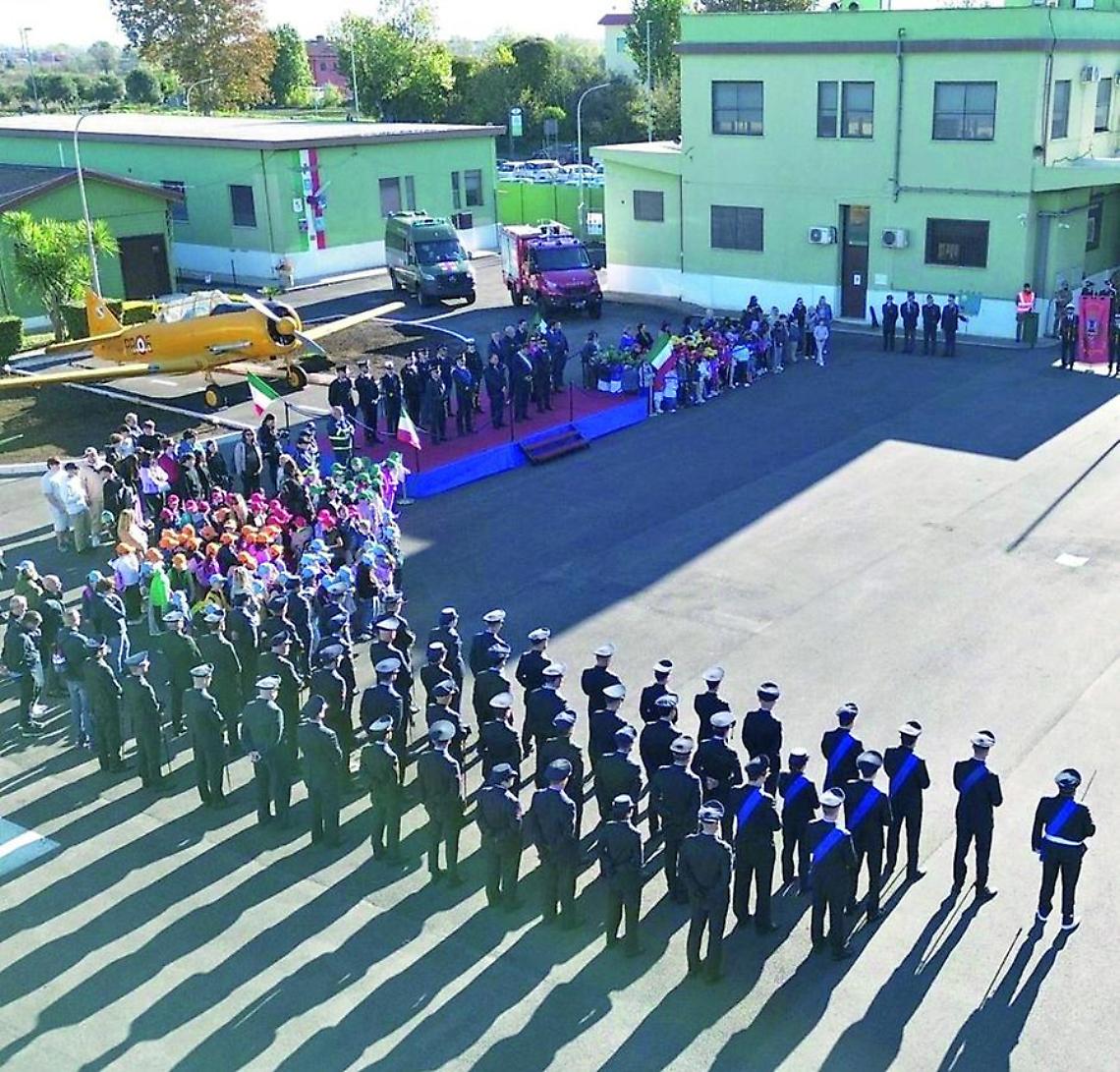 Il Centro tecnico rifornimenti celebra il 4 novembre con la comunità e i giovani