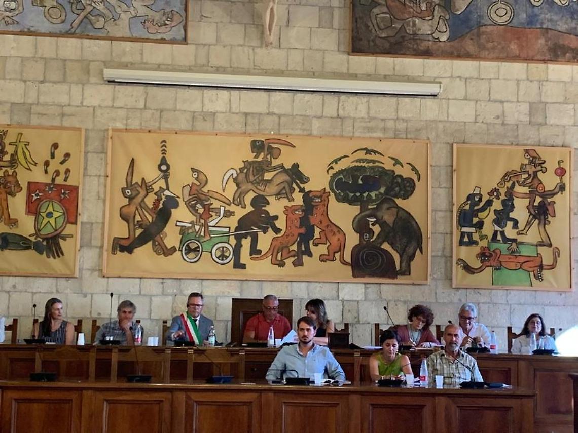 Consiglio comunale Tarquinia: via libera alla tassa di soggiorno