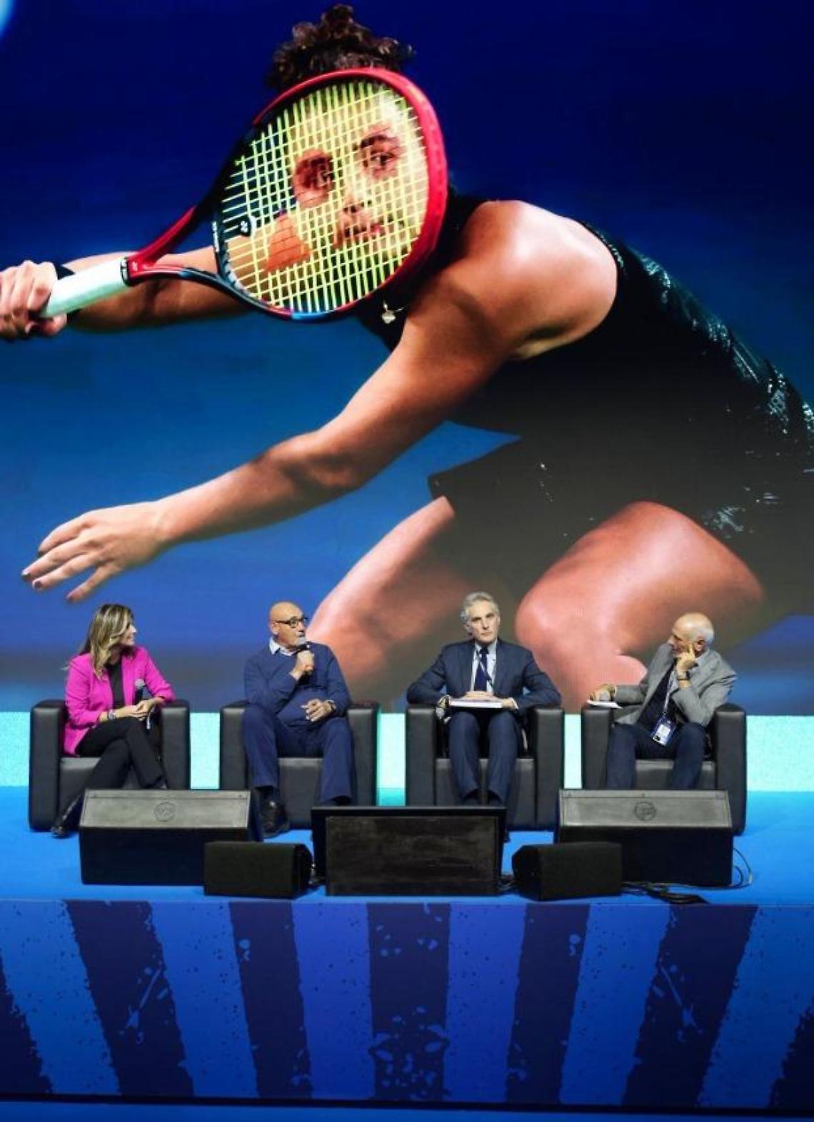 “Flying Racquets. Oltre la rete’, in libro Allemandi le foto dei campioni di Ray Giubilo in 40 anni di tennis