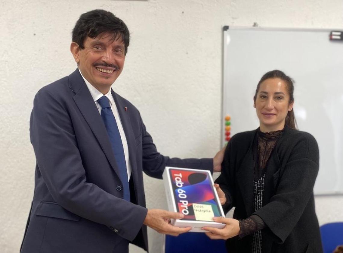 Dispositivi per la traduzione Lis nelle cinque farmacie comunali