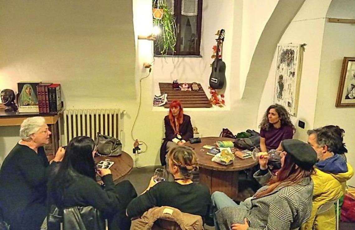Libri che continuano a viaggiare: un successo il primo swap party della Casa delle arti