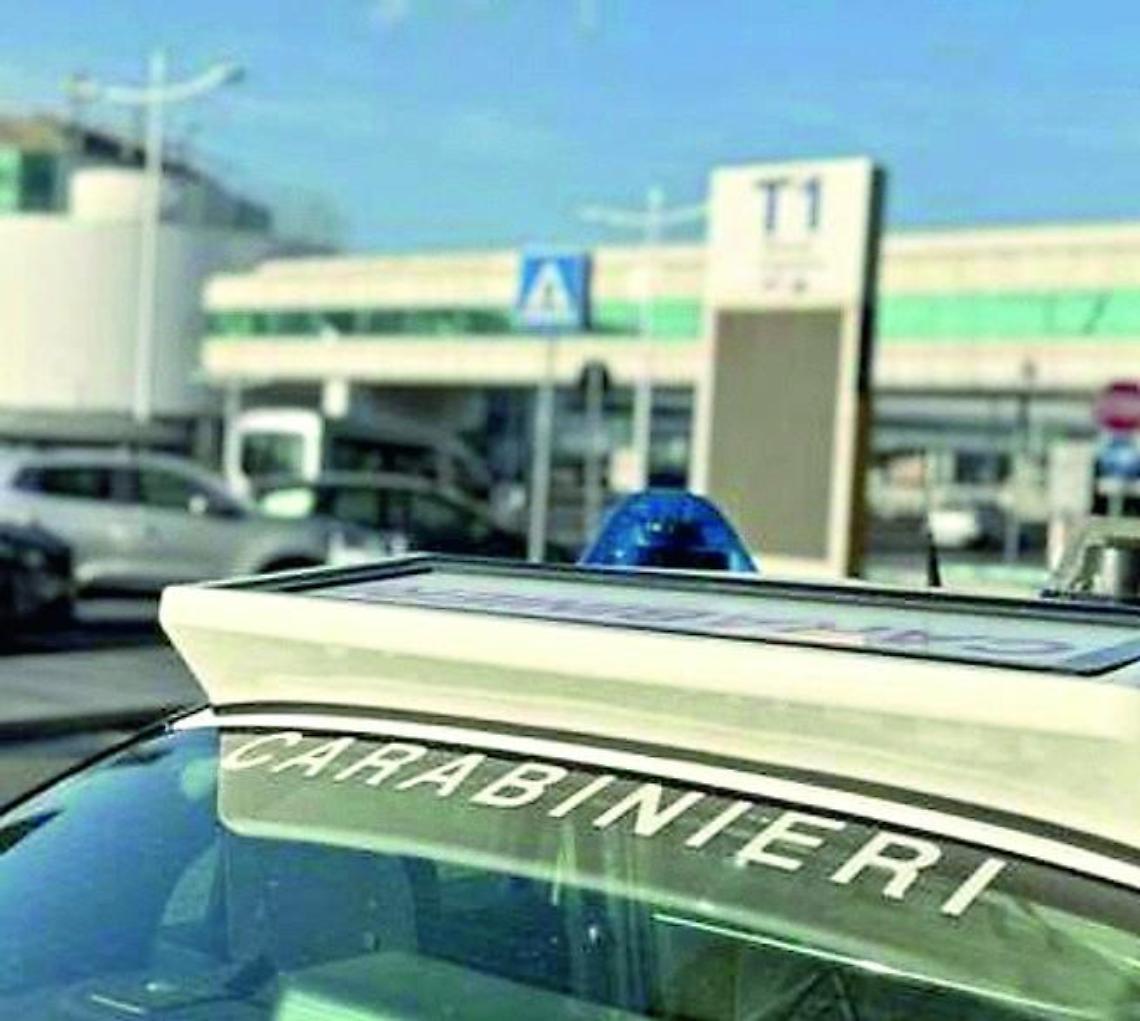 Aeroporto, controlli interforze allontanati 11 senza fissa dimora
