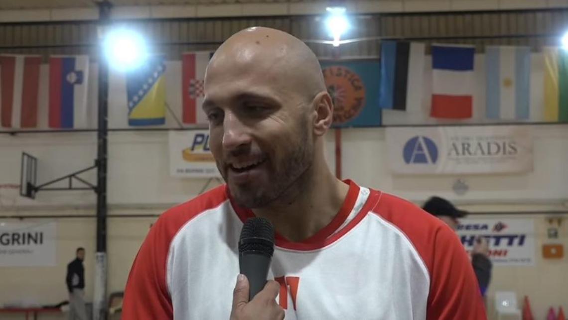 Gianvincenzi saluta: dopo una vita in rossonero non giocherà più per la Cestistica