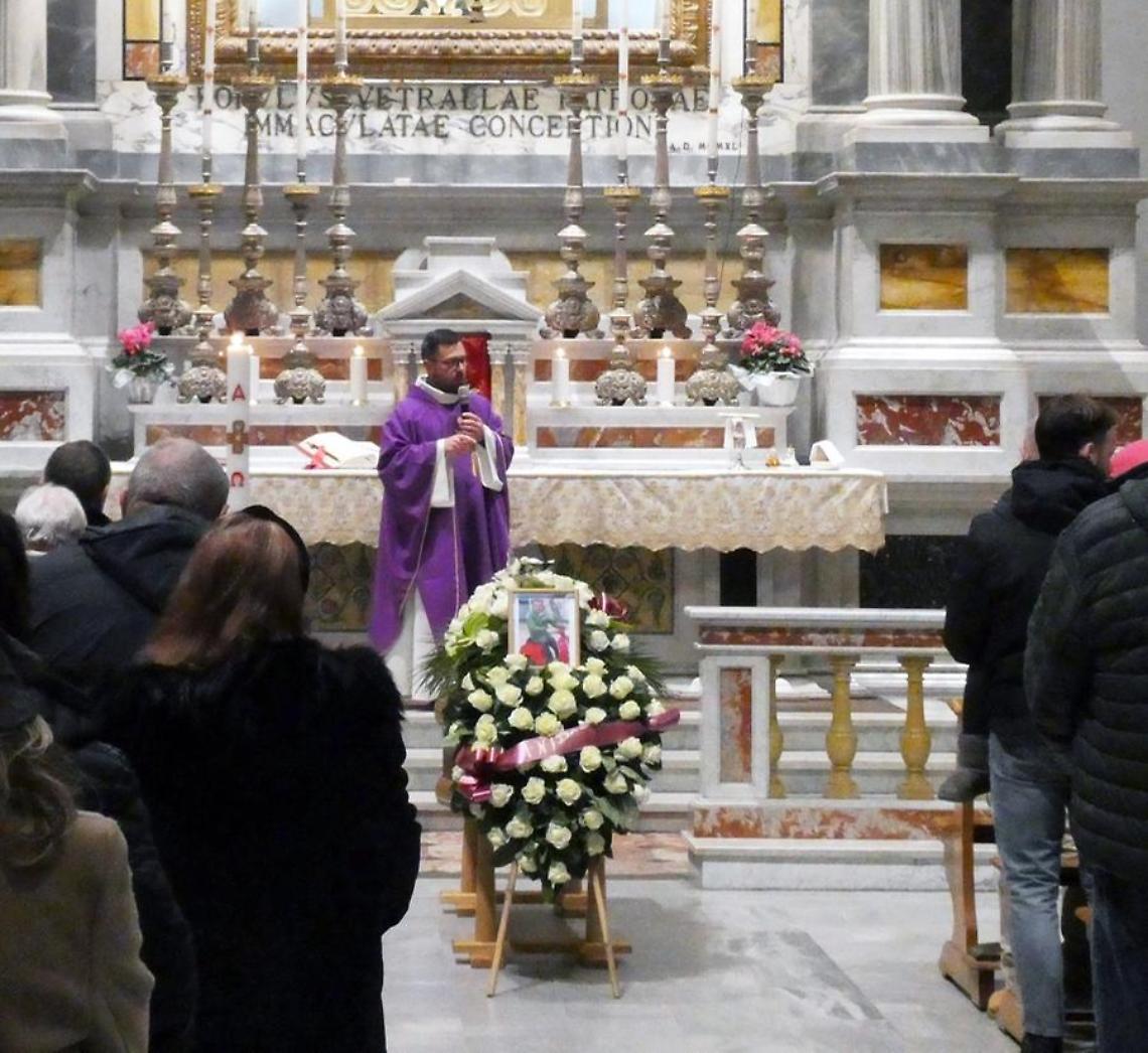 Tanta gente ha affollato il duomo di Vetralla per l’ultimo saluto a Luigi Errichiello