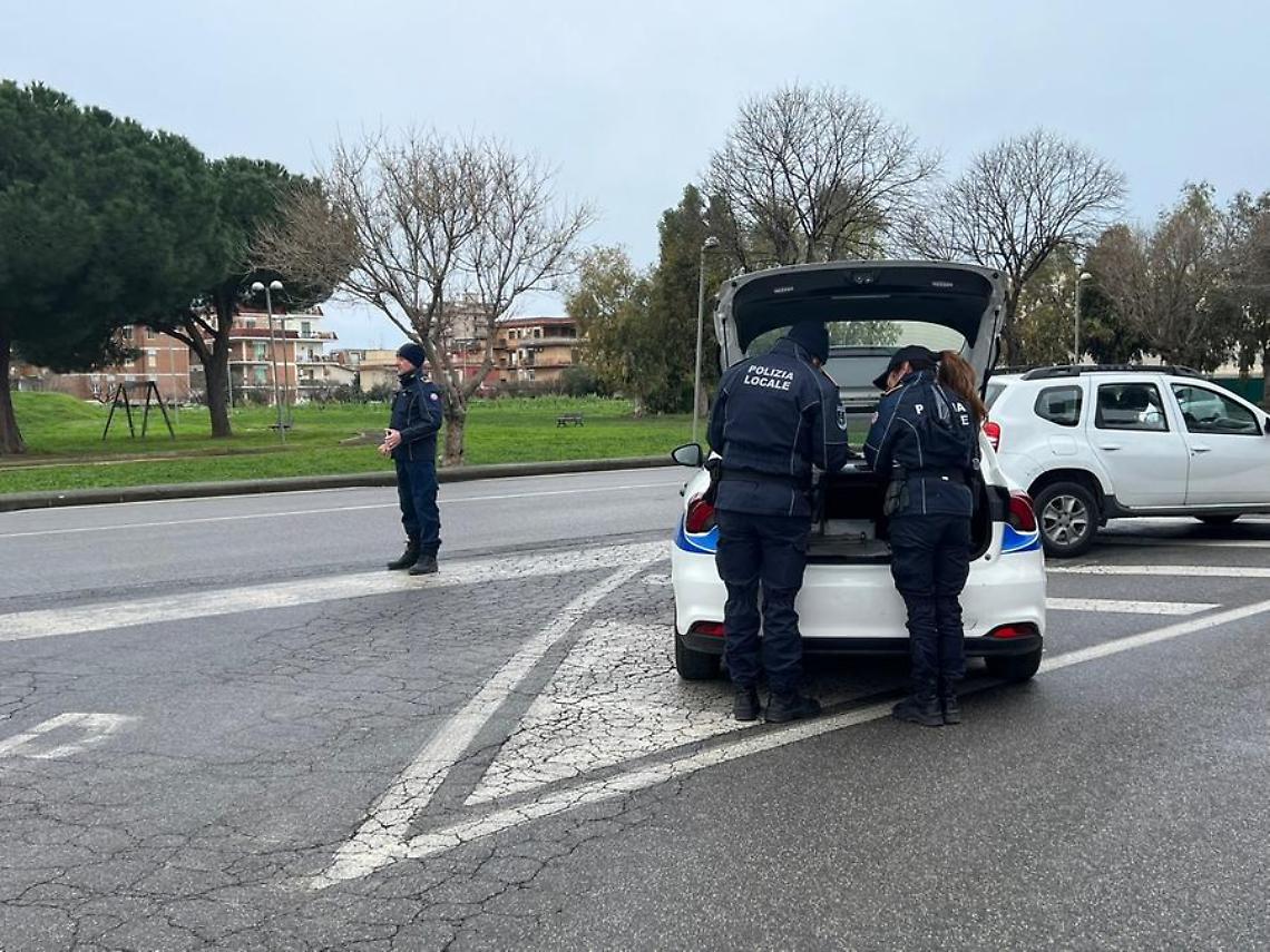 Multe digitalizzate sempre più indigeste: «Notifiche extra da 11 euro e si paga pure il Caf»