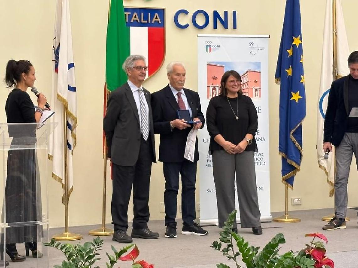 Emozione speciale per Fiorentino: premiato dal Coni con la Stella d’Argento