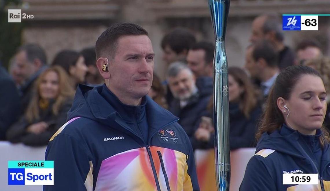 Lestingi consegna la Fiamma Olimpica a Mattarella e Malagò