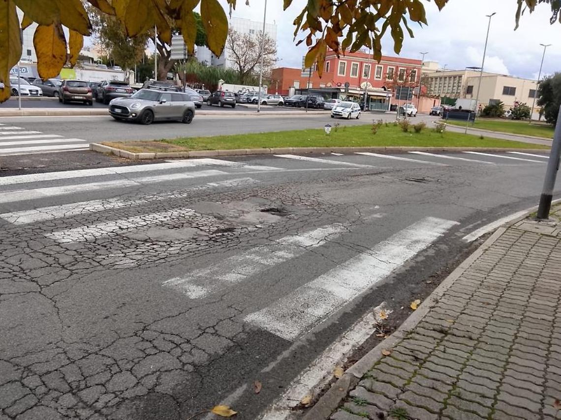 «Crateri lungo tutta via Pecorelli»