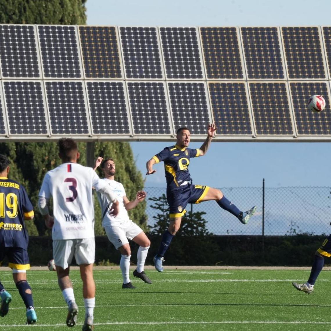 La Viterbese sul piede di guerra per i mancati pagamenti ospita la capolista Aranova. Sorianese in trasferta