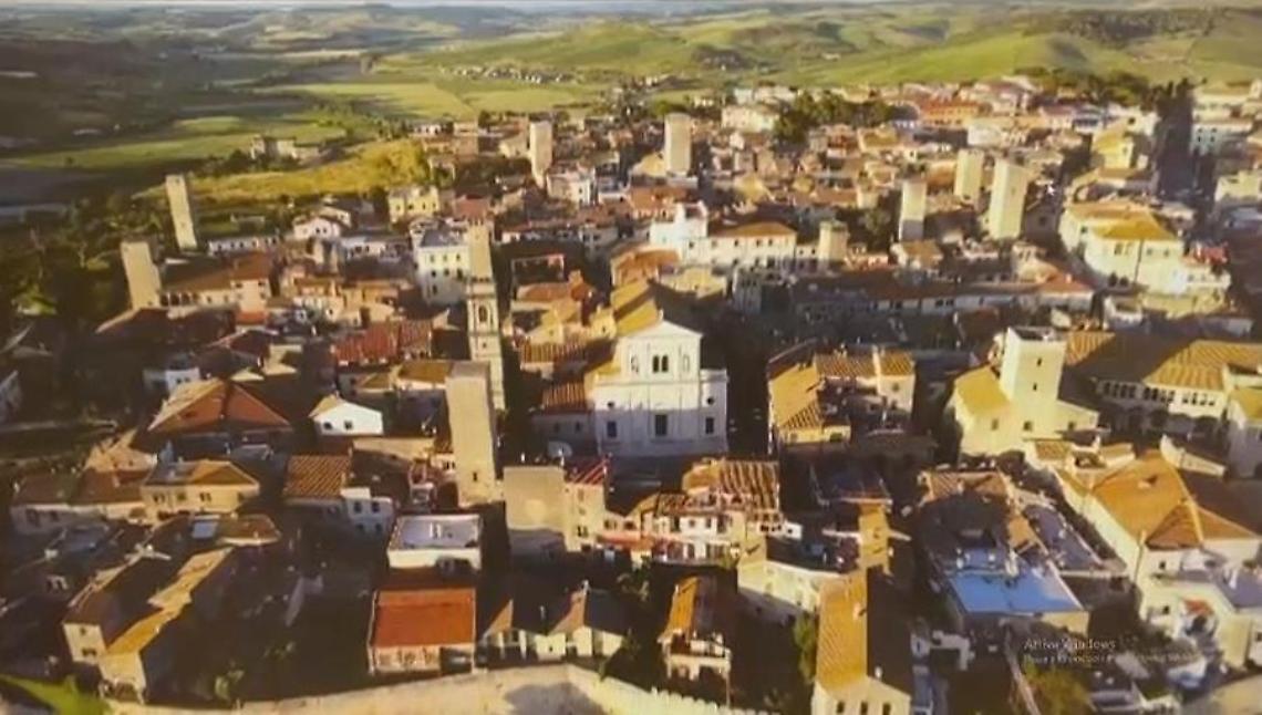 “Librando”, la giornalista Antonella Barina presenta “Donne dell’altro mondo”, mercoledì 10 dicembre alle 17 alla Cittadella di Semi di pace