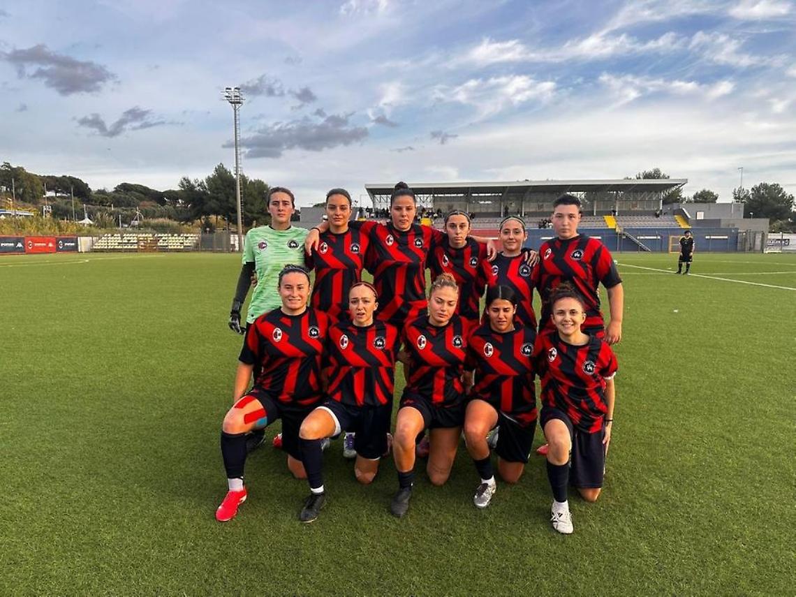 Il Ladispoli in rosa strapazza il Viterbo: finisce 19-0