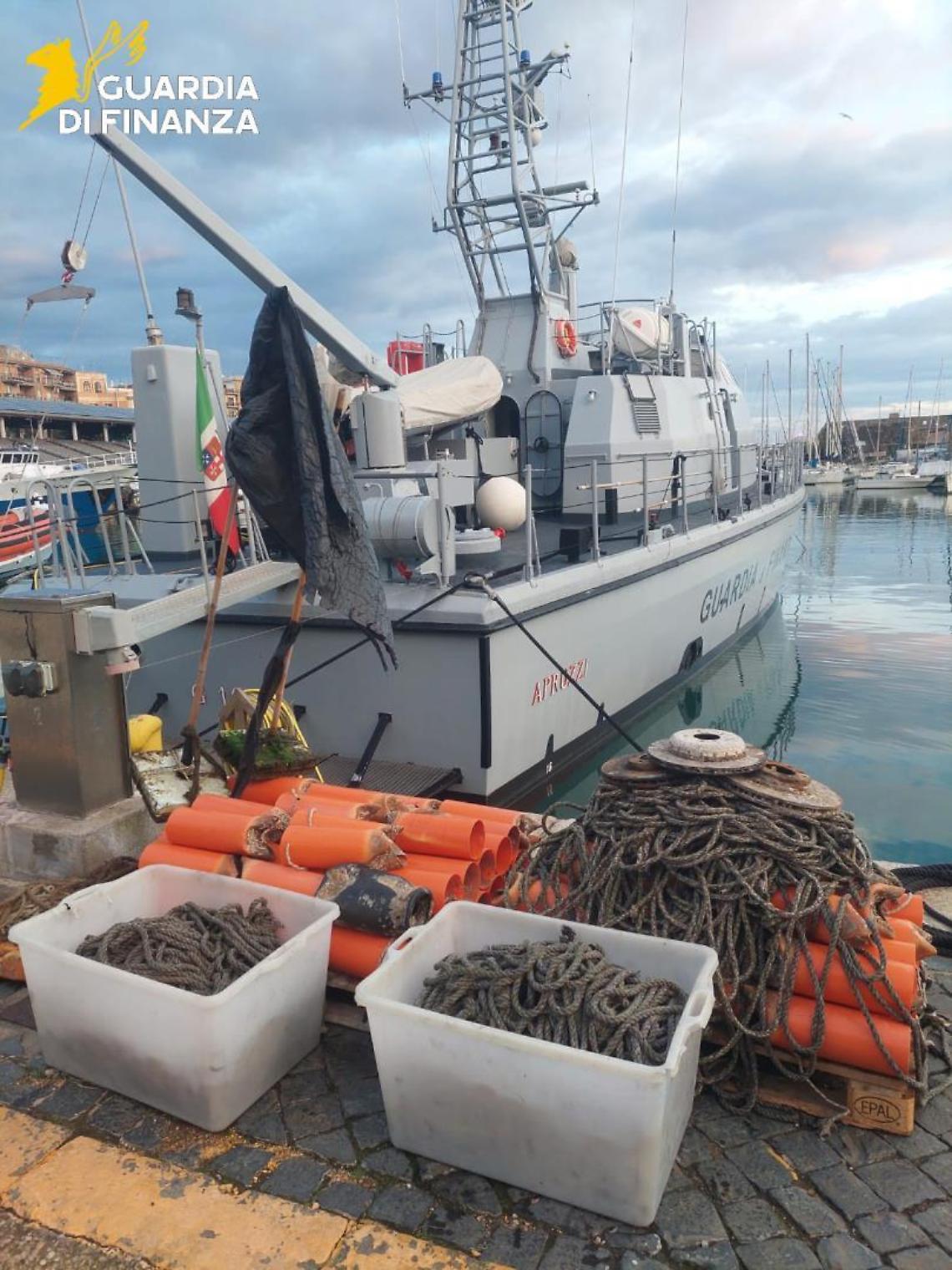 Lotta al bracconaggio ittico a tutela dell’ambiente marino e della sicurezza dei consumatori: Roan in azione sul litorale